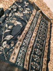 Elegant Leaf Print Saree