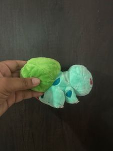 light-green Bulbasaur plush keychain