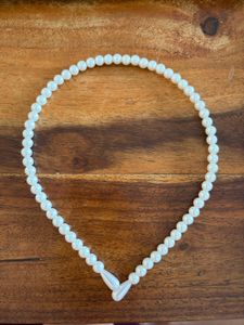 Elegant white pearl headband