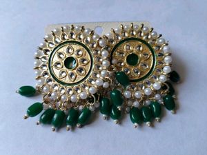 Emerald Green Maang Tikka &amp; Earrings Set