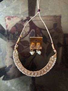 Elegant Necklace &amp; Earrings Set