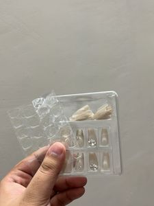 Elegant Press-On Nails with Rhinestones