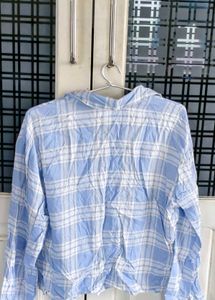 Blue &amp; White Plaid Cropped Shirt