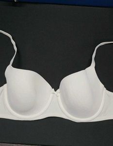M&amp;S - 32C T shirt Bra