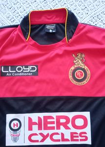 Collectible Royal Challengers T Shirt Size 18