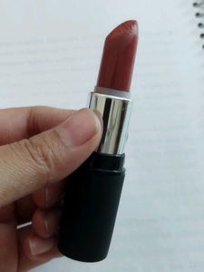 Nude Lipsticks