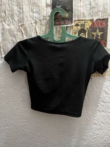 Chic Black V-Neck Crop Top