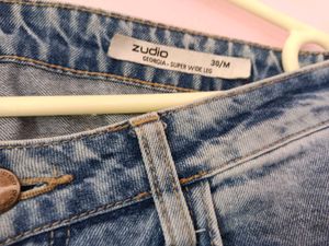 Light Wash super Wide Leg Jeans