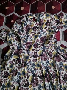 beautiful kurti in saleeee....