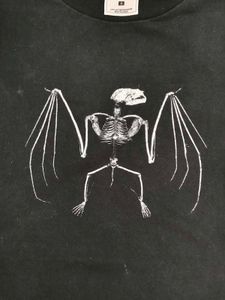 2000s Fruit of the Loom Bat Skeleton Tshirt