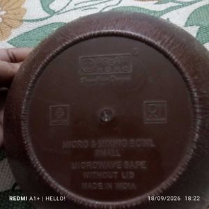 Set of 2 Brown Plastic Bowls