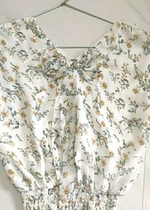 Floral Print Off-Shoulder top