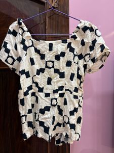 Cream &amp; Black Abstract Print Puff Sleeve Top