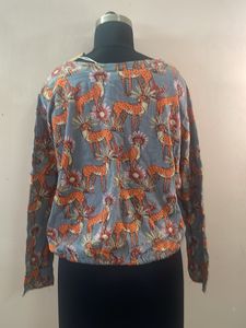 Chic Cheetah Print Tie-Front Top