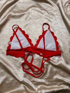 Chic Red Scalloped Bikini Top