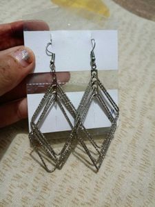 Geometric Diamond Drop Earrings✨❣️