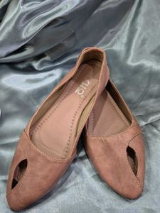 Stylish Peach Flat Sandals
