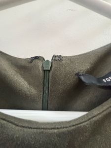 FOREVER 21 Olive Green Flutter Sleeve Dress