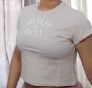 H&amp;M crop tshirt