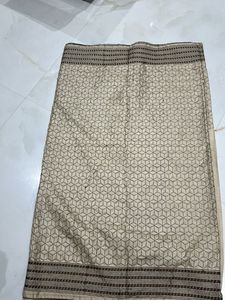 Elegant Striped Saree with Blouse Piece