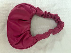 aesthetic pink shoulderbag