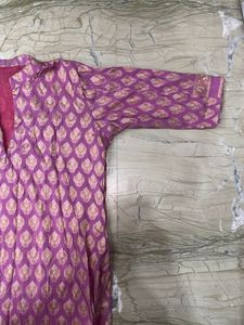 Purple Printed Kurta with Free Pants