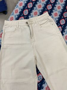 URBANIC Cream Denim Jeans - Size S
