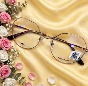 Lenskart John Jacobs Online Gold Full Rim Geometri