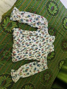 Floral Print Cold Shoulder Top