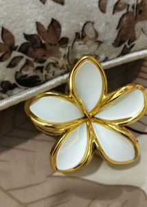 Elegant korean hair claw/ clutcher set