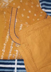 Elegant Mustard Kurta Set