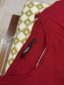 Red Graphic Print T-Shirt