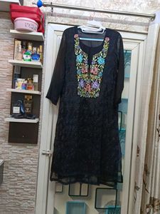 Embroidered Black Chikankari Kurta