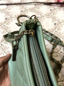 Quilted Chain Shoulder Bag
