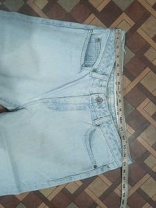 ⚡ ⚡ Flash Sale ⚡ ⚡ Wash Cropped Jeans