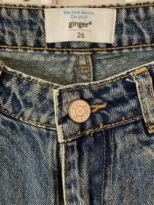women baggy jeans