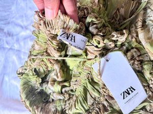 ZARA Olive Green Floral Maxi skirt (size= S - L)