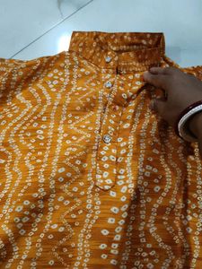 boyes Bandhani Kurta Set
