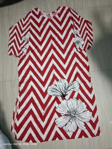 Stylish Red &amp; White Zigzag Kurta with Floral Print