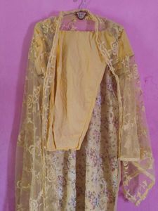Elegant Yellow Floral Kurta Set