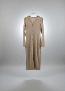 Elegant Button-Down Midi Dress
