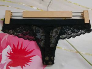 (1422)Lace Detail Panty