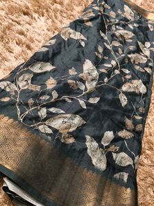 Elegant Leaf Print Saree