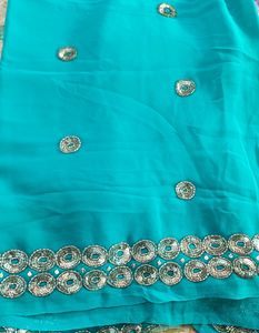 Saree With Unstitched Blouse