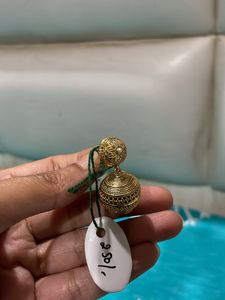 Golden Colour Earrings With Round Base