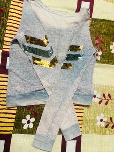 Tops With Jeans - Black &amp; Grey