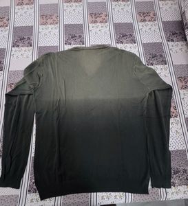 Peter England Men's V-Neck Ombre Knit Sweater