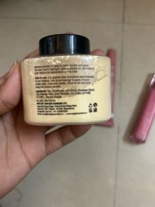 fixing lip gloss, hyphen gloss and  banana