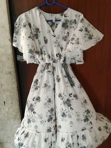 Floral Print Dress Flutter Sleeves with gift
