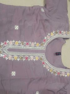 Embroidered Lavender Kurta Set With dupatta